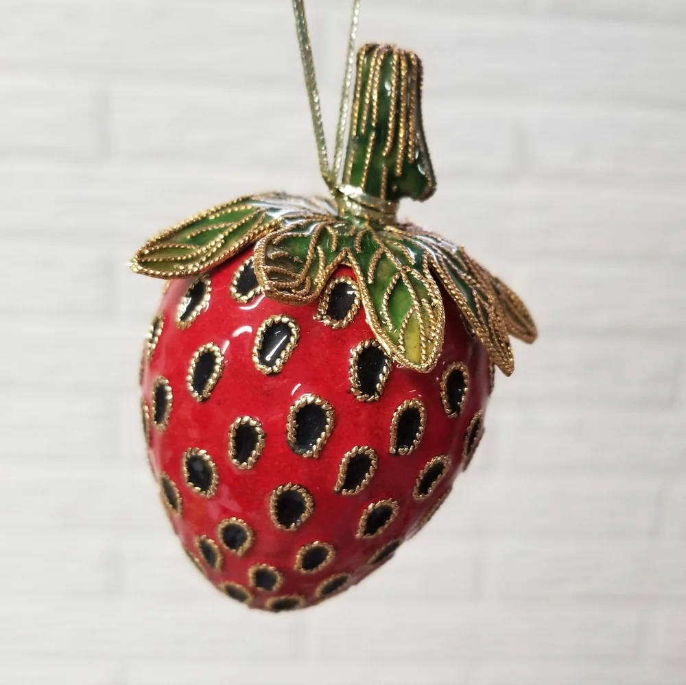 Cloisonne Strawberry - Picture 4 of 9